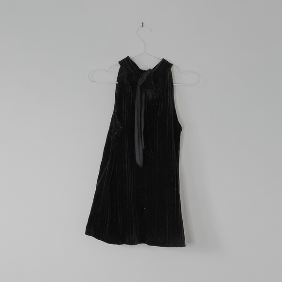 Highneck Black Velvet Sleeveless Top - Picture 2 of 2